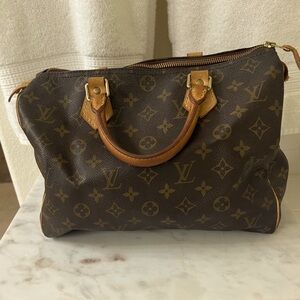 Vintage Louis Vuitton Speedy Bag